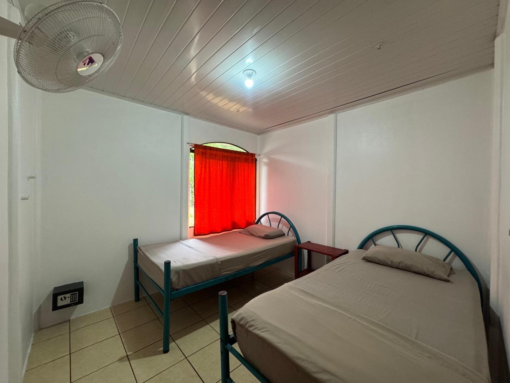 Kalunay Hostel Puerto Viejo de Talamanca المظهر الخارجي الصورة
